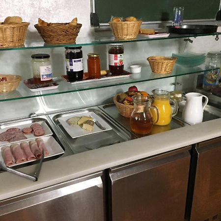 Auberge Les Fontilles Coltines Eksteriør bilde