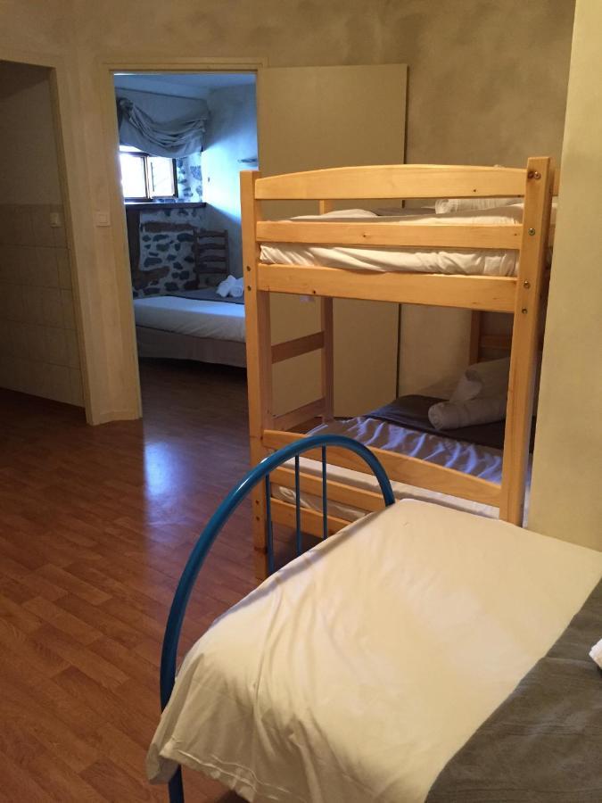 Auberge Les Fontilles Coltines Eksteriør bilde